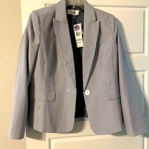 Brand new seersucker blazer size 10